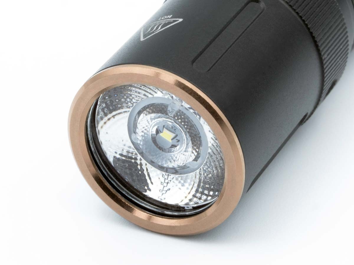 Fenix E12 V2.0 160 Lumen Ultra Compact 1AA Flashlight